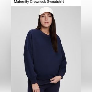 NWT Gap Maternity Crewneck Sweatshirt in Navy